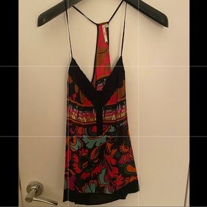 PETTICOAT ALLEY Tank